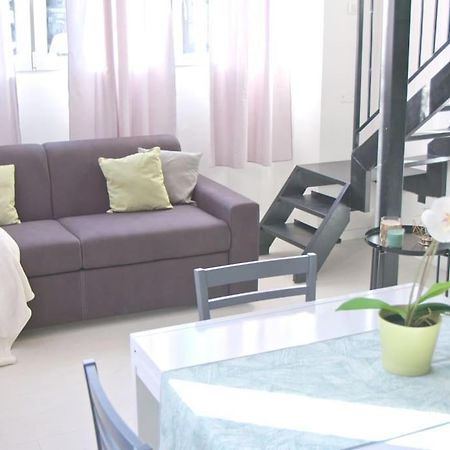 Milano - Stazione Centrale Comfort Green Loft Luaran gambar