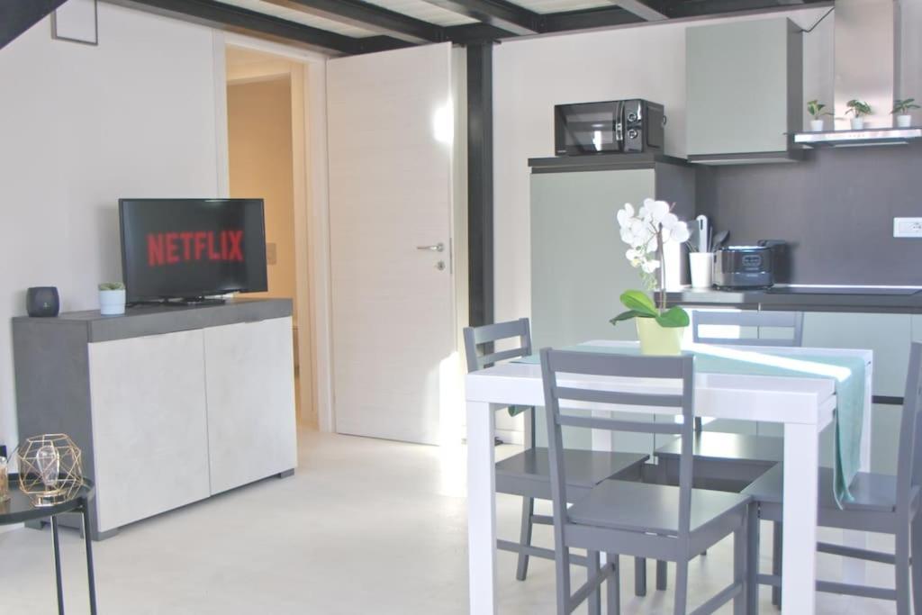Milano - Stazione Centrale Comfort Green Loft Luaran gambar